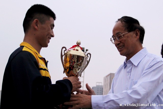 周寅 (1)_调整大小