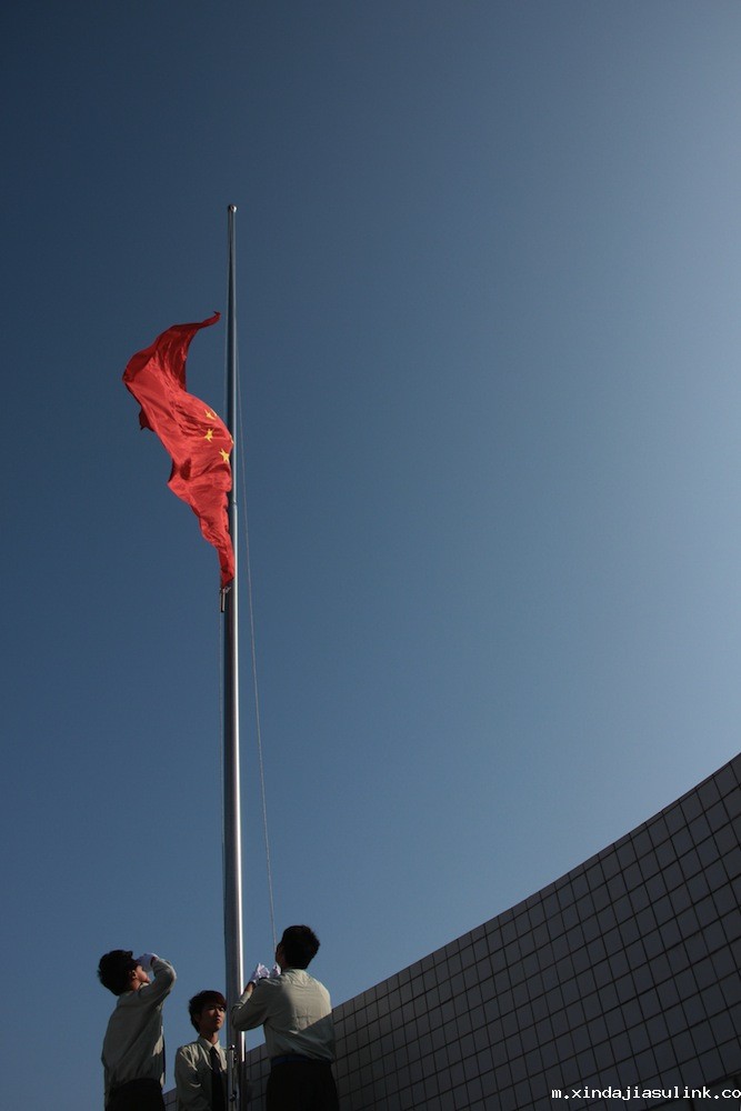 3-《飘扬》-王汉钊-13视觉传达